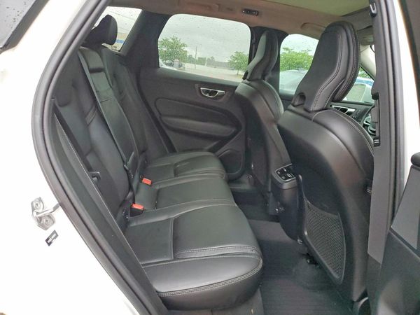 2021 VOLVO XC60 Inscription