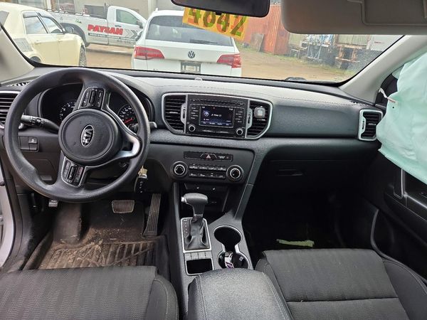 2017 KIA SPORTAGE LX