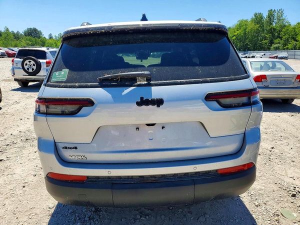 2025 JEEP GRAND CHEROKEE Laredo, Altitude