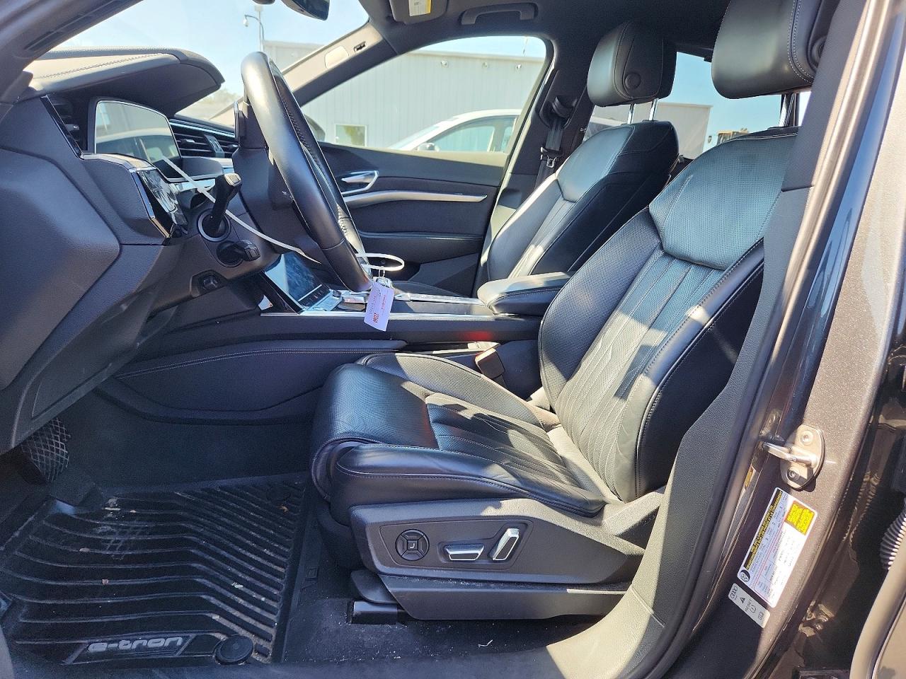 2019 AUDI E-TRON e-tron quattro Prestige