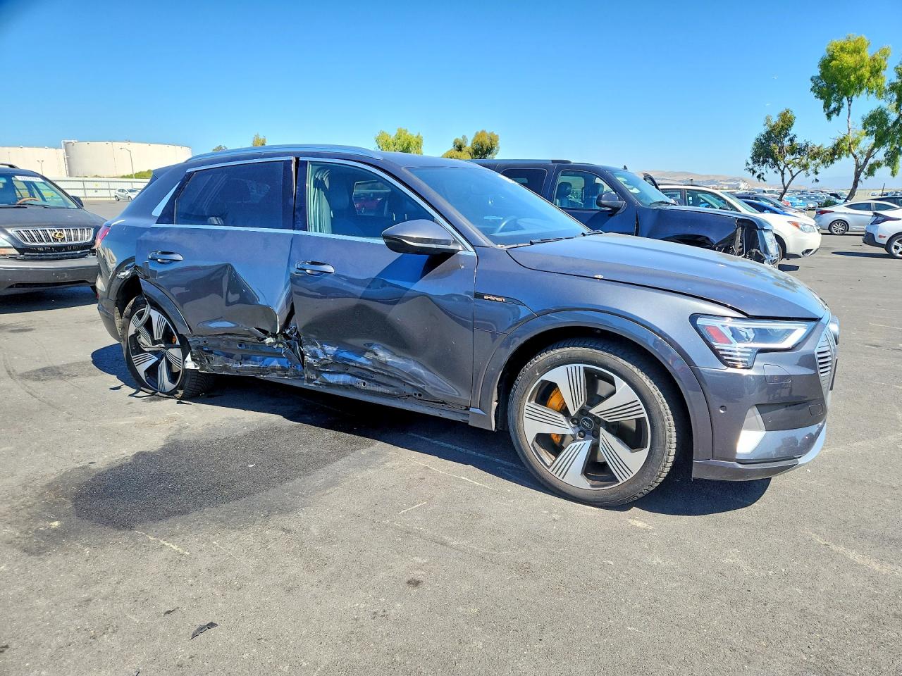 2019 AUDI E-TRON e-tron quattro Prestige