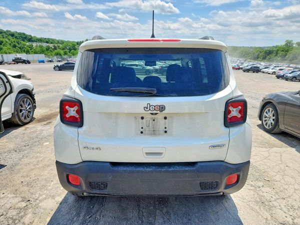 2018 JEEP RENEGADE LATITUDE 4X4