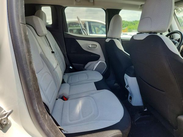 2018 JEEP RENEGADE LATITUDE 4X4