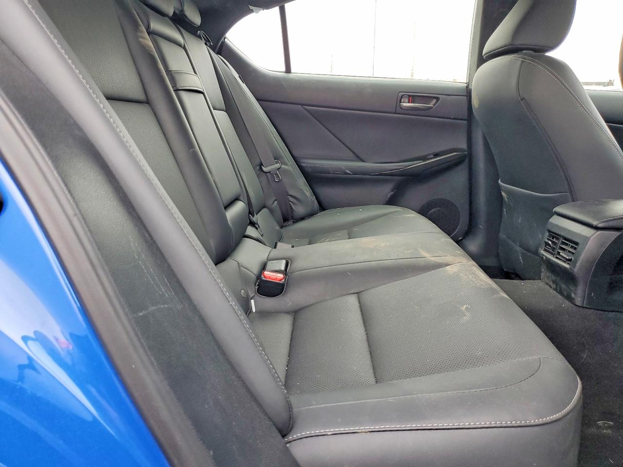 2021 LEXUS IS 300 Comfort