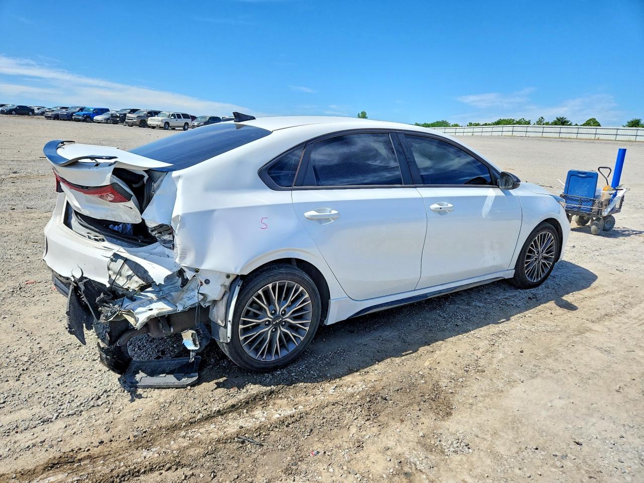 2023 KIA FORTE GT Line