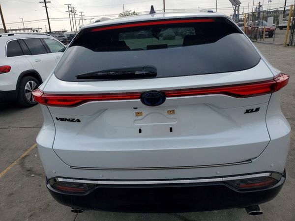2024 TOYOTA VENZA