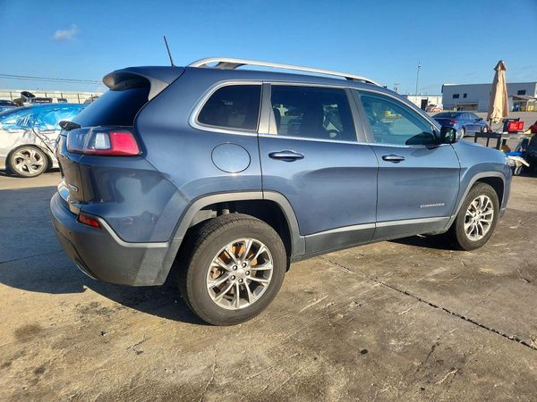 2019 JEEP CHEROKEE LATITUDE PLUS 4X4