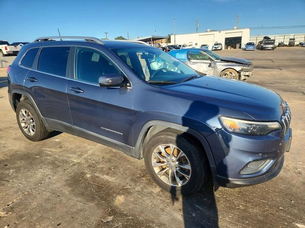 2019 JEEP CHEROKEE LATITUDE PLUS 4X4