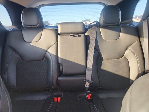 2019 JEEP CHEROKEE LATITUDE PLUS 4X4