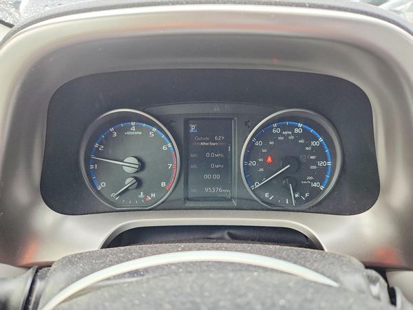 2018 TOYOTA RAV4 Adventure/XLE
