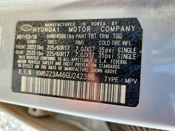 2016 HYUNDAI TUCSON SE