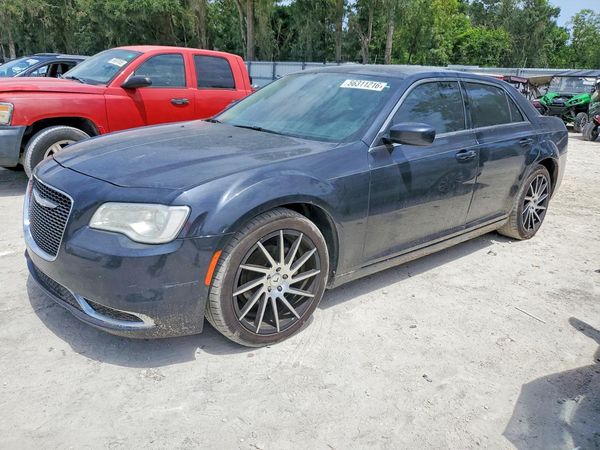 2015 CHRYSLER 300