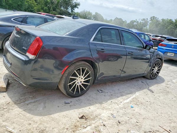 2015 CHRYSLER 300