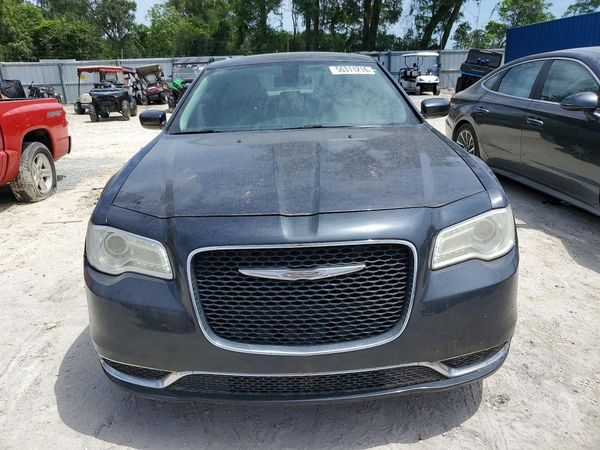 2015 CHRYSLER 300