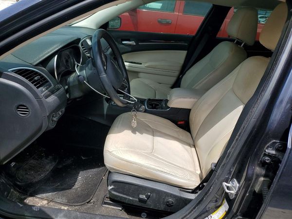 2015 CHRYSLER 300
