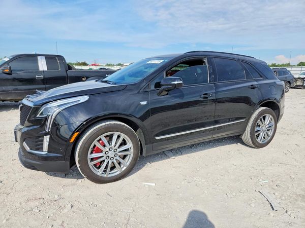 2025 CADILLAC XT5 Sport