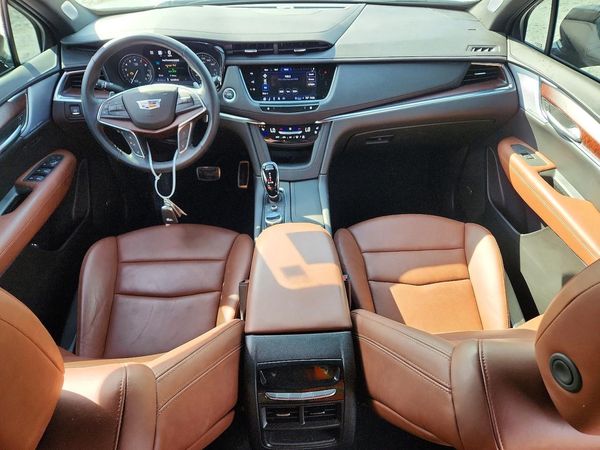 2025 CADILLAC XT5 Sport