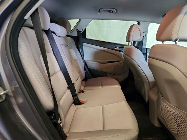 2017 HYUNDAI TUCSON