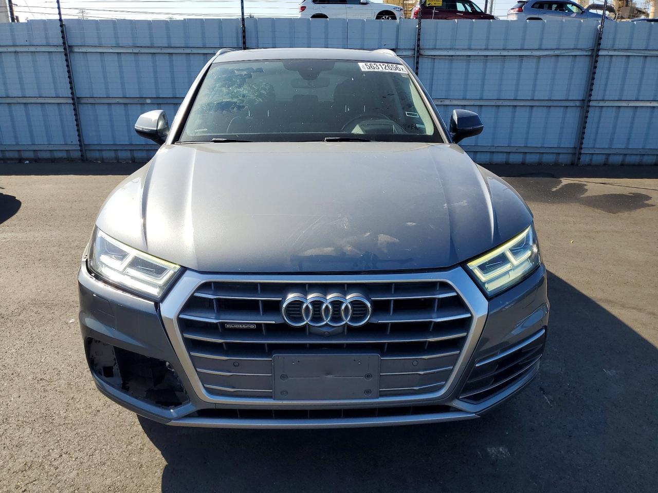 2018 AUDI Q5 quattro Prestige
