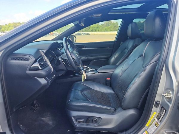 2019 TOYOTA CAMRY