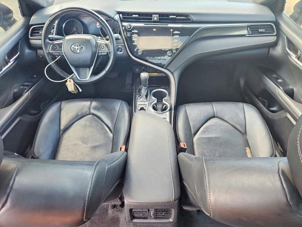 2019 TOYOTA CAMRY