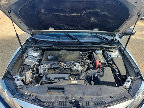 2019 TOYOTA CAMRY