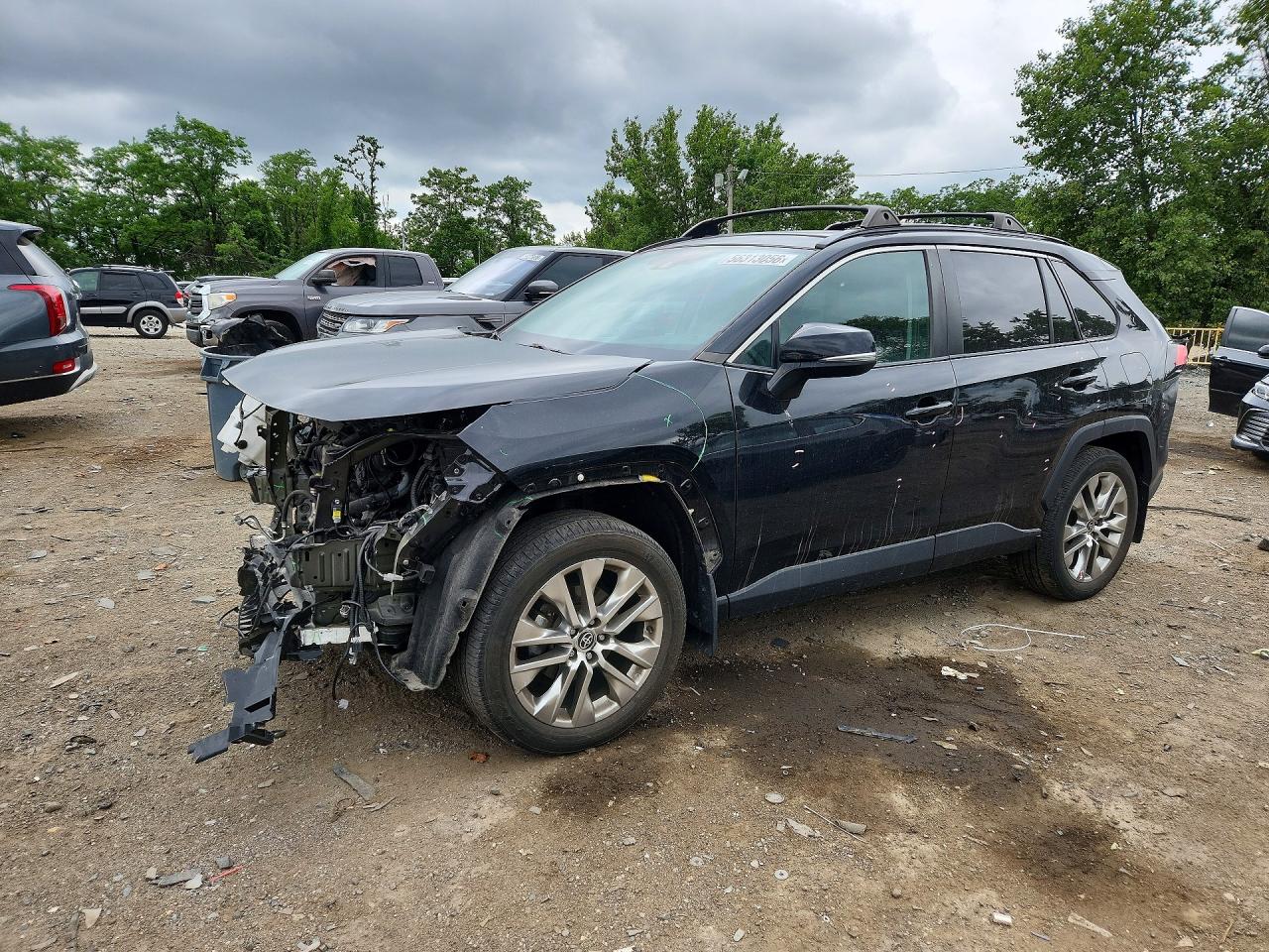 2021 TOYOTA RAV4 XLE Premium