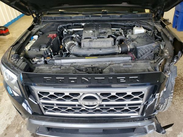 2023 NISSAN FRONTIER Crew Cab