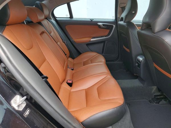 2017 VOLVO S60 Inscription
