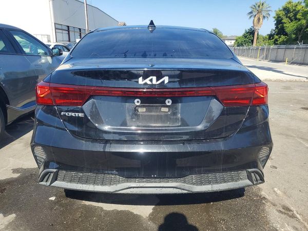 2022 KIA FORTE FE, LXS