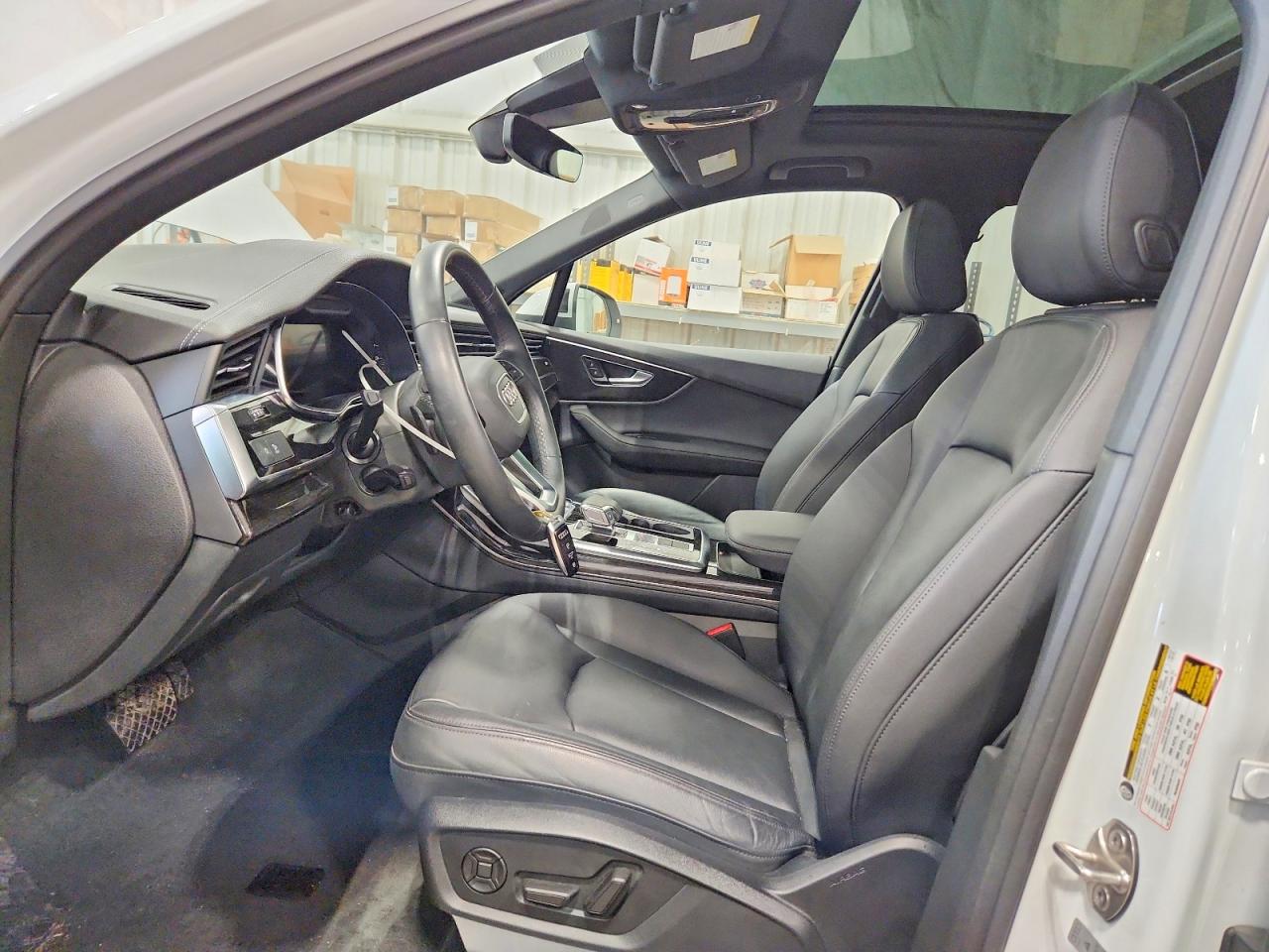 2023 AUDI Q7 quattro Premium Plus