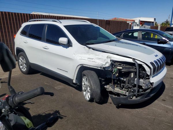 2017 JEEP CHEROKEE LATITUDE 4X4