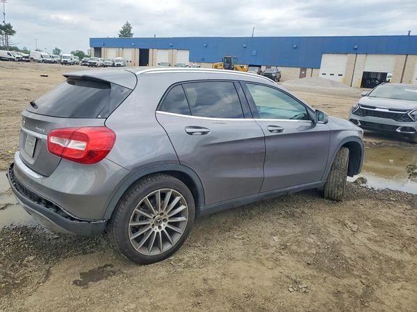 2018 MERCEDES-BENZ GLA