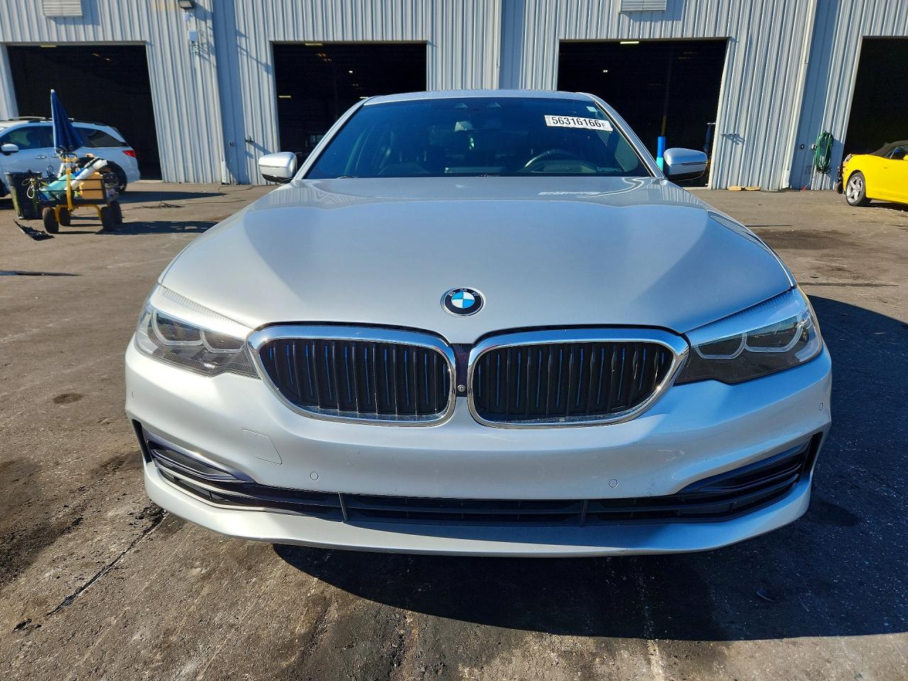 2019 BMW 530E