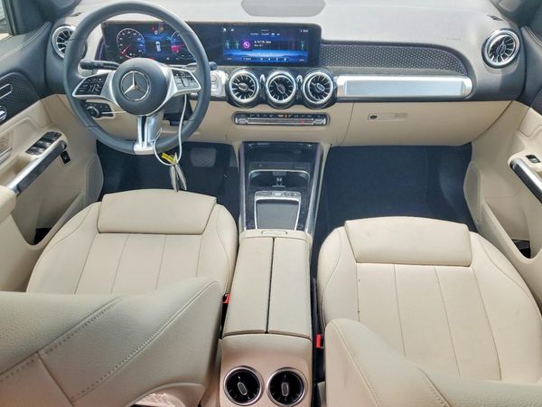 2025 MERCEDES-BENZ GLB GLB250