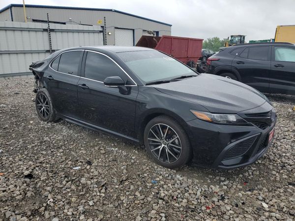 2024 TOYOTA CAMRY
