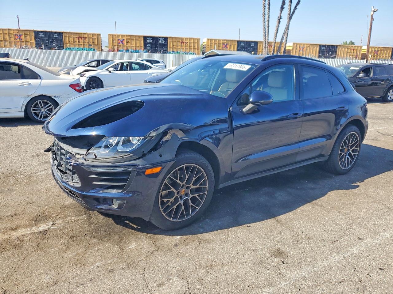 2018 PORSCHE MACAN