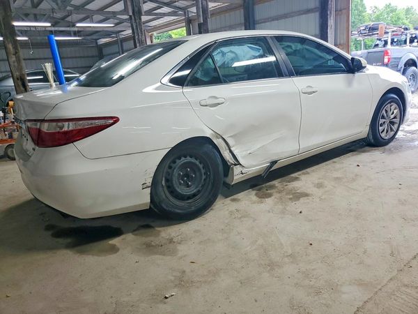 2017 TOYOTA CAMRY