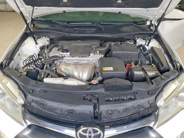 2017 TOYOTA CAMRY