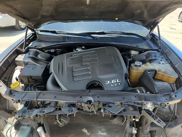 2014 DODGE CHARGER SXT