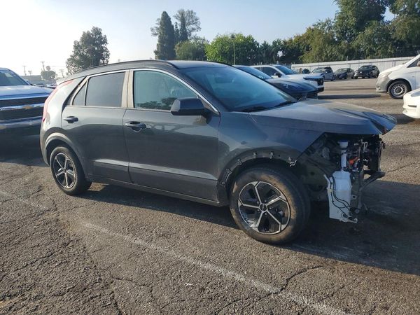 2024 KIA NIRO LX