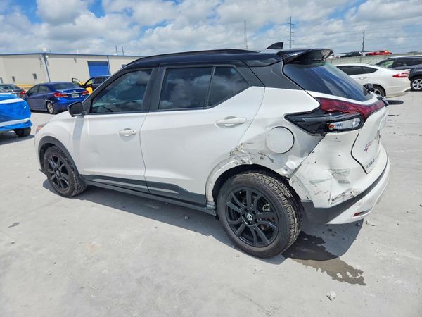2021 NISSAN KICKS SR