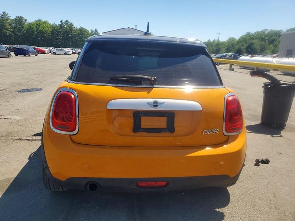 2015 MINI COOPER