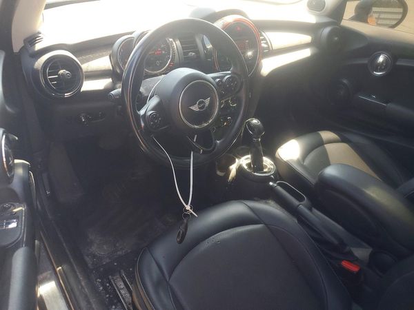 2015 MINI COOPER