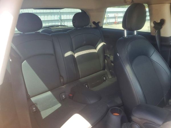 2015 MINI COOPER