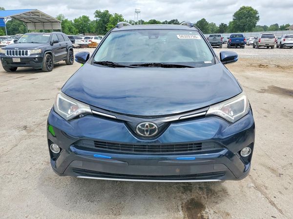 2018 TOYOTA RAV4 Adventure/XLE