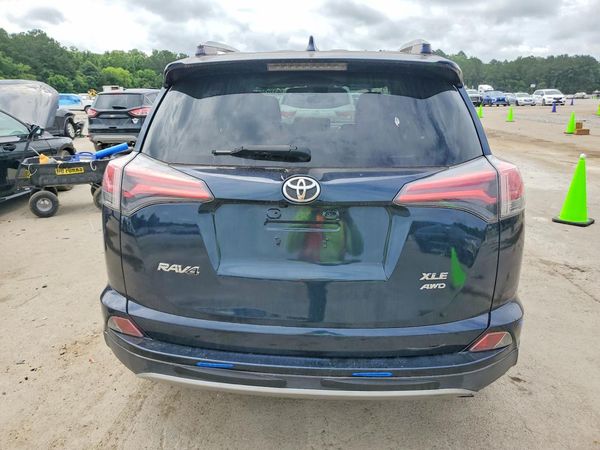 2018 TOYOTA RAV4 Adventure/XLE