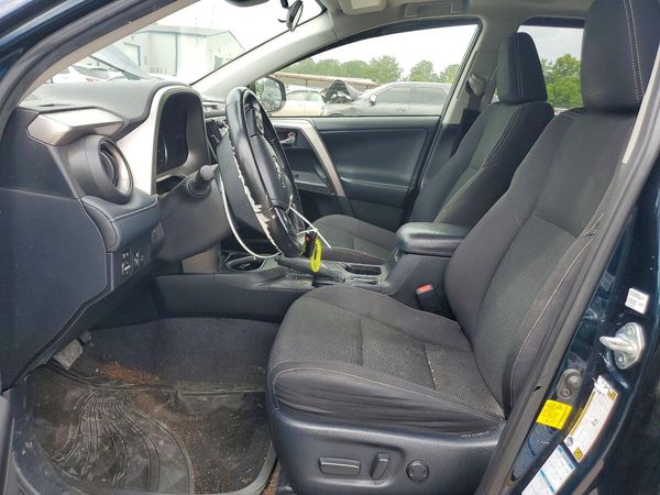 2018 TOYOTA RAV4 Adventure/XLE