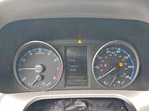 2018 TOYOTA RAV4 Adventure/XLE