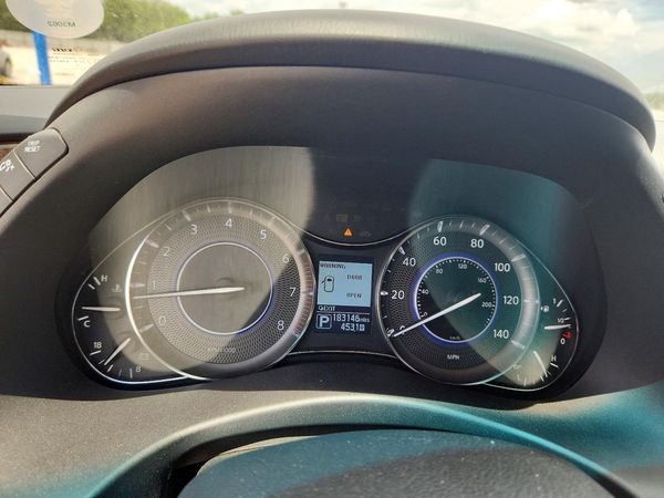 2016 INFINITI QX80